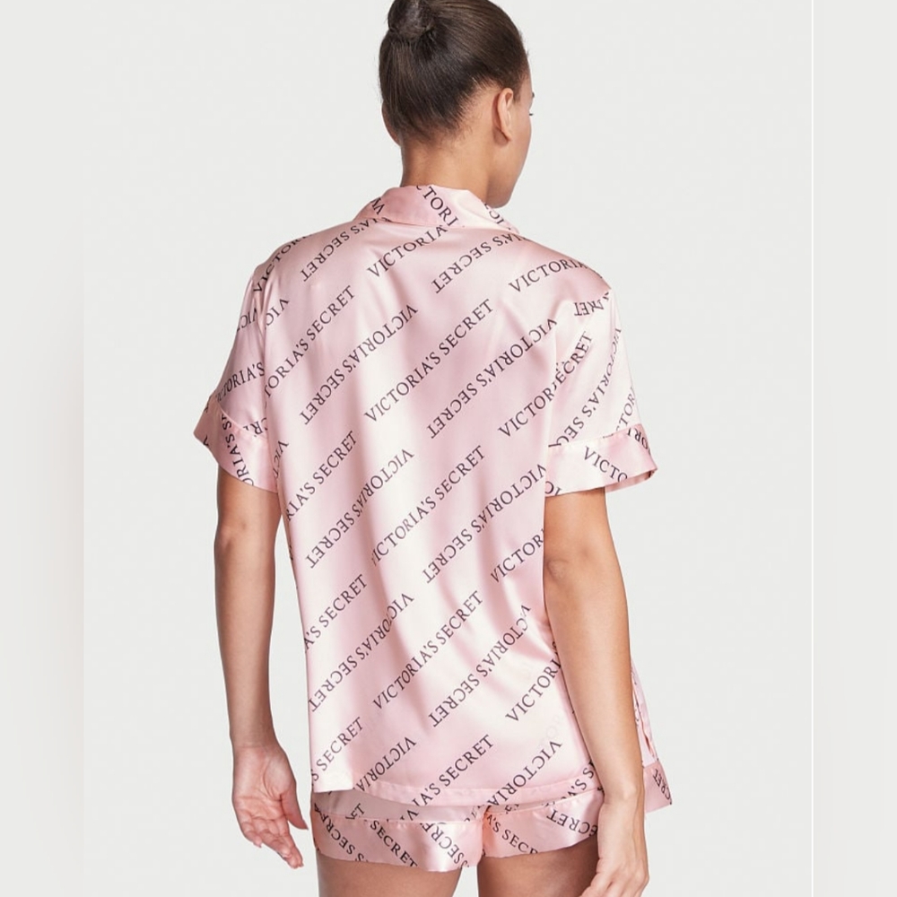 💖Victoria's Secret Satin Short PJ Set 💖 - Picture 4 of 4